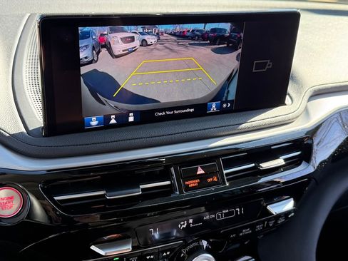 Used 2026 Acura MDX SH-AWD image 24