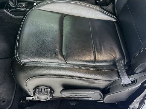 Used 2021 Jeep Wrangler Unlimited Sahara image 13