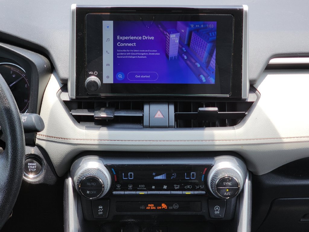Used 2025 Toyota RAV4 XLE w/ Convenience Package FWD image 21
