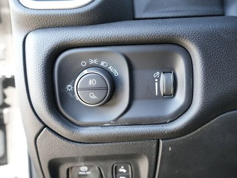 Used 2023 RAM 1500 Big Horn image 26