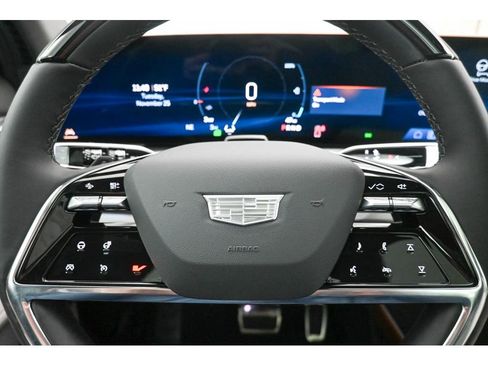 New 2026 Cadillac Vistiq Luxury image 23