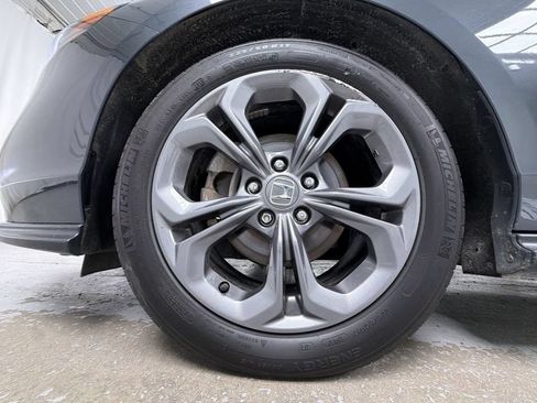 Used 2023 Honda Accord EX image 17