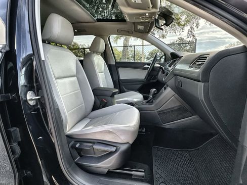 Used 2019 Volkswagen Tiguan SEL image 14