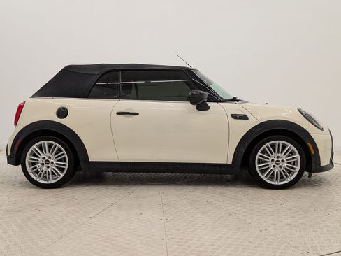Used 2022 MINI Cooper S image 8