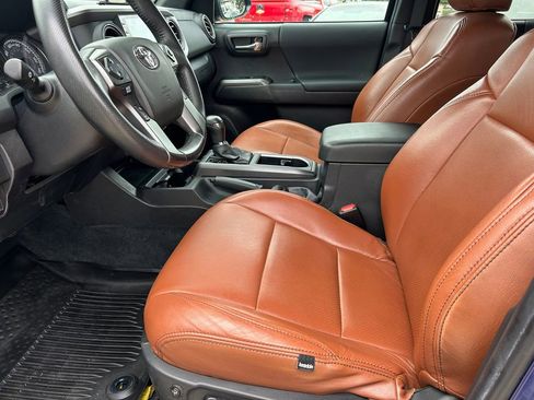 Used 2022 Toyota Tacoma 4x4 Double Cab image 11