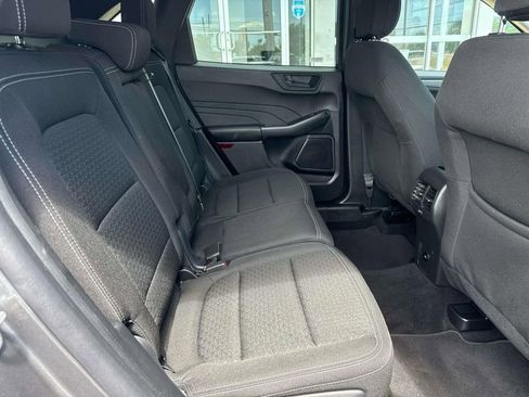 Used 2025 Ford Escape Active AWD/4WD image 10