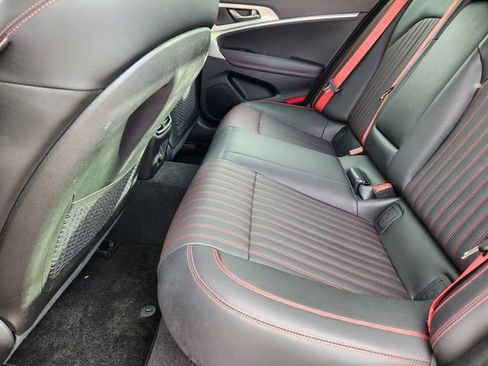 Used 2023 Genesis G70 2.0T w/ Sport Prestige Package image 9