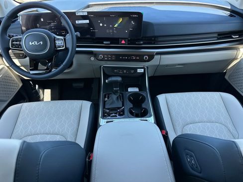 New 2026 Kia Carnival SX FWD image 20