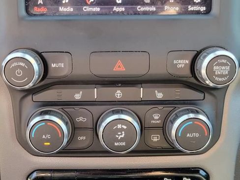 Used 2019 RAM 1500 Big Horn AWD/4WD image 27