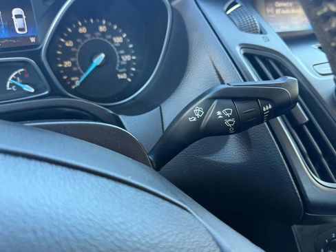 Used 2016 Ford Focus SE w/ SE Cold Weather Package image 19