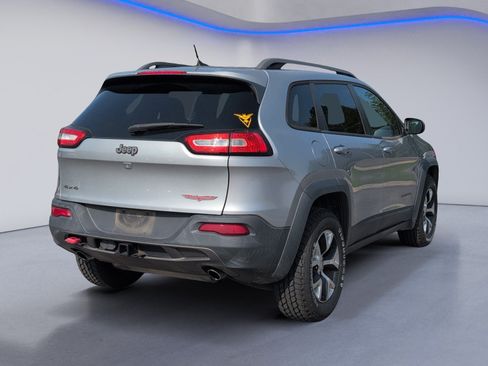 Used 2014 Jeep Cherokee Trailhawk w/ Comfort/Convenience Group AWD/4WD image 5