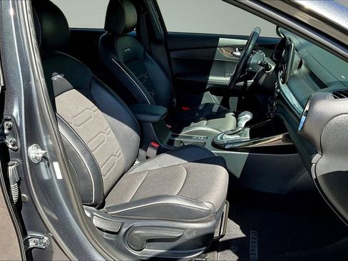 Used 2024 Kia Forte GT-Line FWD image 27