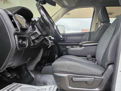 Used 2020 RAM 2500 Tradesman w/ Safety Group image 33