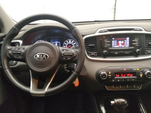 Used 2016 Kia Sorento EX FWD image 22