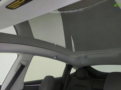 Used 2026 Tesla Model Y 2WD image 91