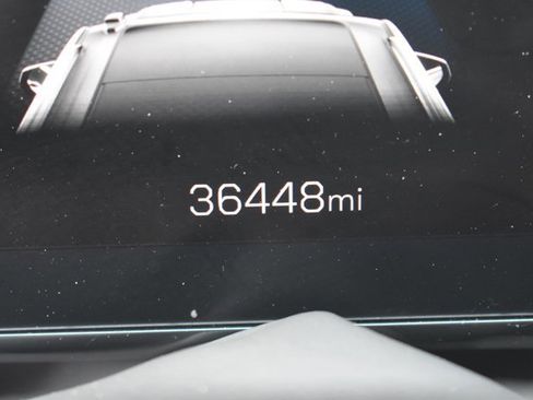 Used 2025 GMC Yukon Denali RWD image 25