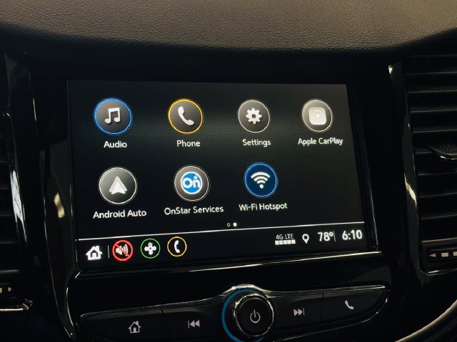 Used 2019 Chevrolet Trax LT w/ LT Convenience Package FWD image 60