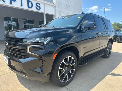 Used 2023 Chevrolet Tahoe RST w/ Luxury Package AWD/4WD image 4