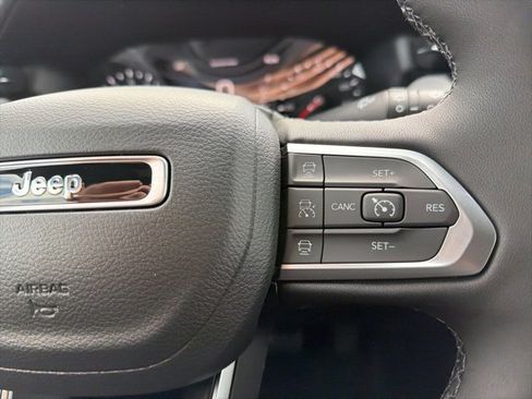 New 2026 Jeep Compass Limited image 17