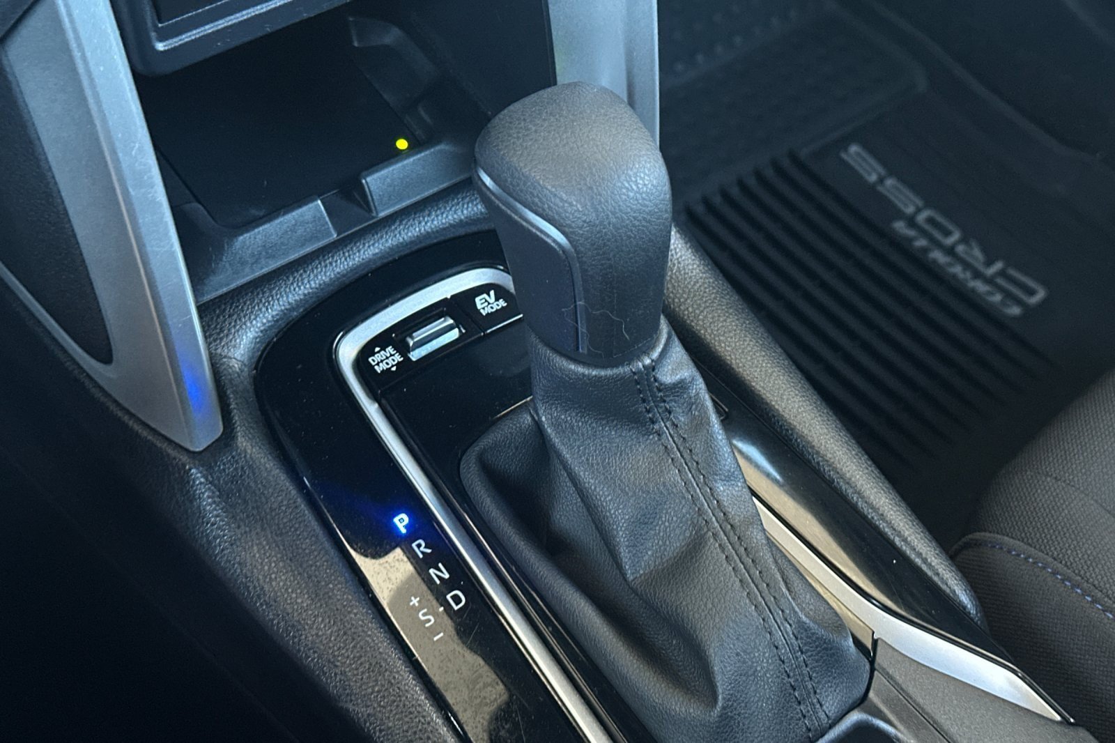 Certified 2024 Toyota Corolla Cross AWD Hybrid image 20