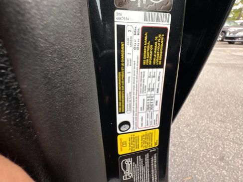 Used 2014 BMW 750Li xDrive image 51