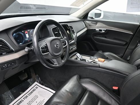 Used 2022 Volvo XC90 T8 Inscription image 27