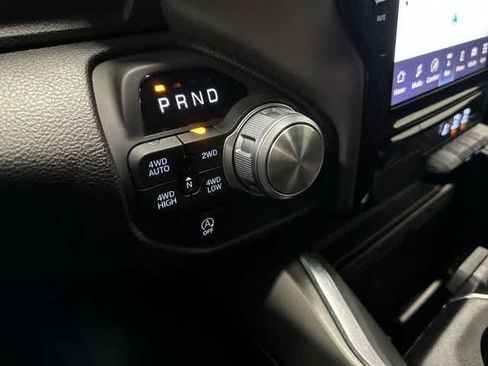 Used 2025 RAM 1500 Laramie AWD/4WD image 24