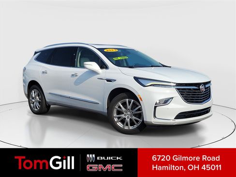 Used 2023 Buick Enclave Essence w/ Experience Buick Package FWD image 1