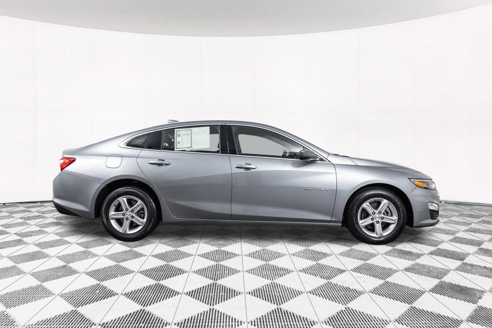 Used 2024 Chevrolet Malibu LT FWD image 20