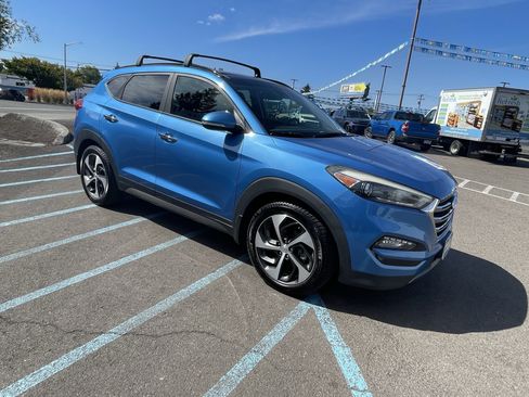 Used 2016 Hyundai Tucson Limited w/ Option Group 03 AWD/4WD image 7