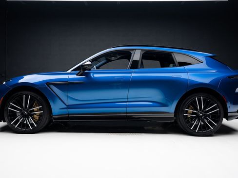 Used 2023 Aston Martin DBX 707 image 18