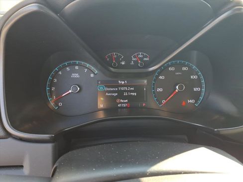 Used 2022 GMC Canyon Denali image 18