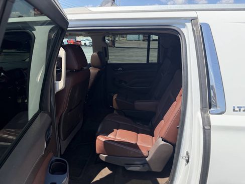 Used 2016 Chevrolet Suburban LTZ RWD image 18