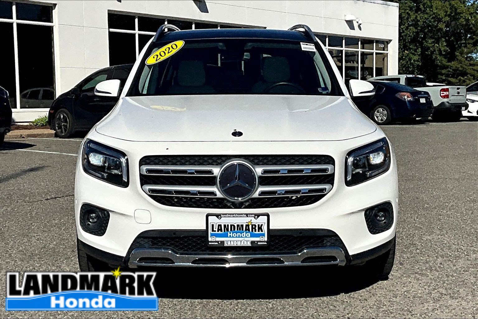 Used 2020 Mercedes-Benz GLB 250 4MATIC image 3