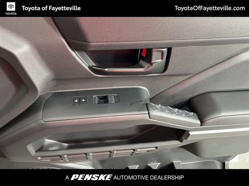 Certified 2025 Toyota Tacoma SR5 image 19