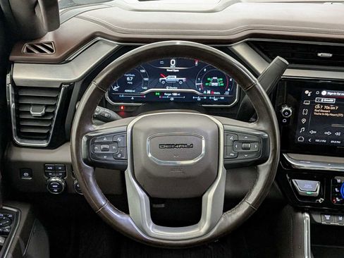 Used 2024 GMC Sierra 3500 Denali w/ Denali Reserve Package image 25