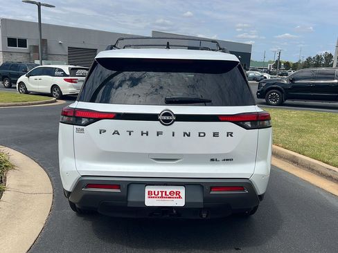New 2026 Nissan Pathfinder SL w/ SL Premium Package AWD/4WD image 5