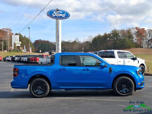 New 2025 Ford Maverick Lobo image 6