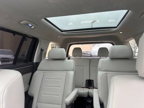 Used 2025 Hyundai Santa Fe Calligraphy image 18