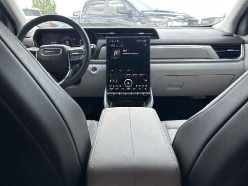 Used 2026 GMC Terrain Denali AWD/4WD image 29