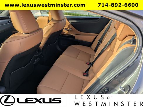 Certified 2025 Lexus ES 350 image 13