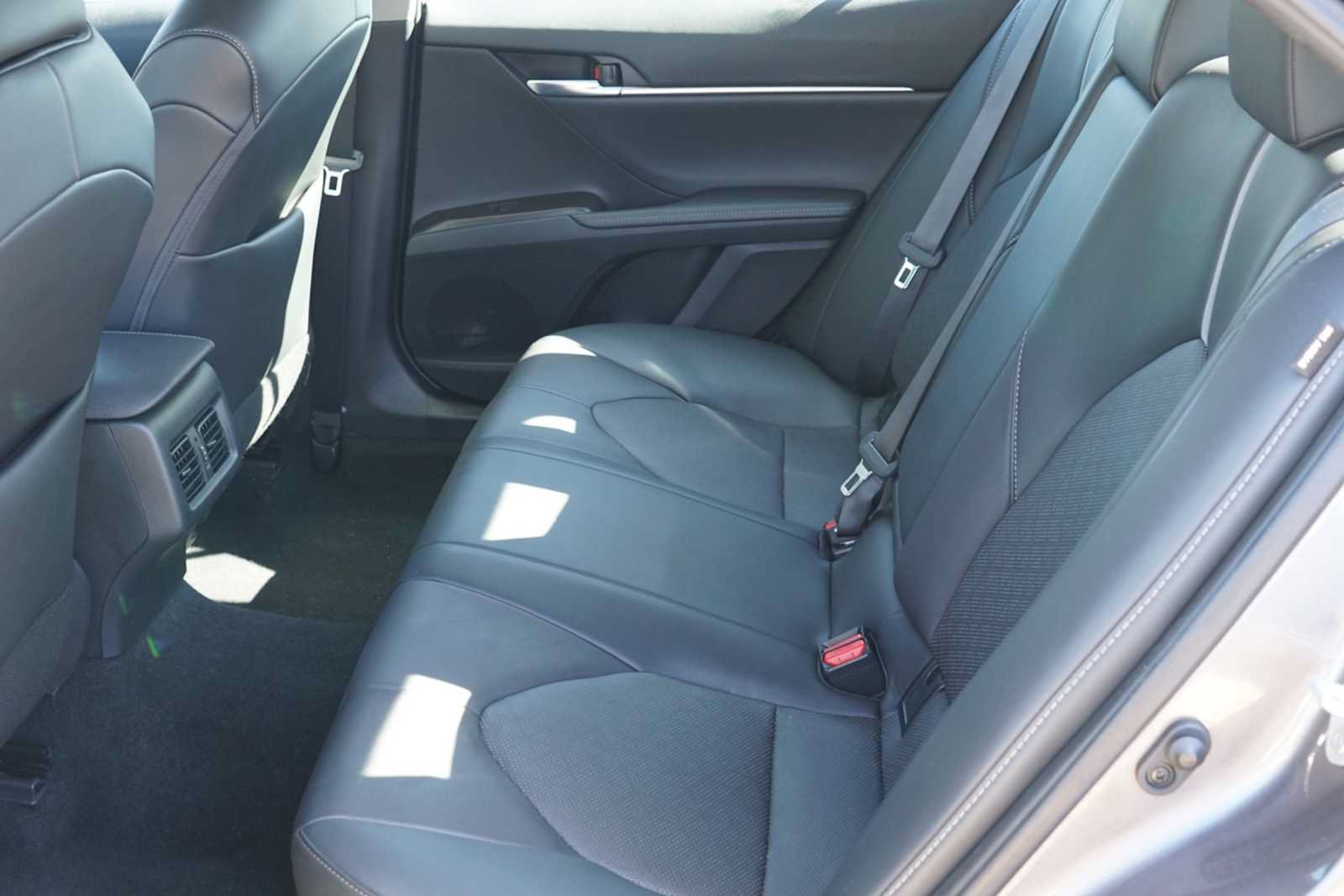 Used 2024 Toyota Camry XSE FWD image 18