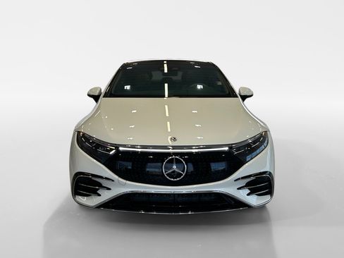 Used 2023 Mercedes-Benz EQS 580 4MATIC Sedan image 17