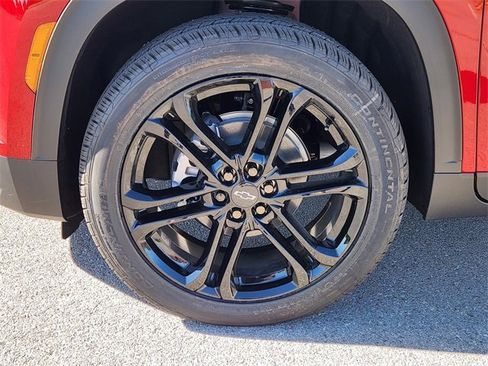 New 2026 Chevrolet Traverse LT w/ Driver Confidence Package image 13