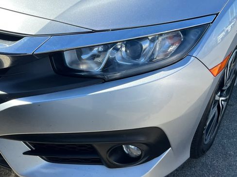 Used 2017 Honda Civic EX-L image 11