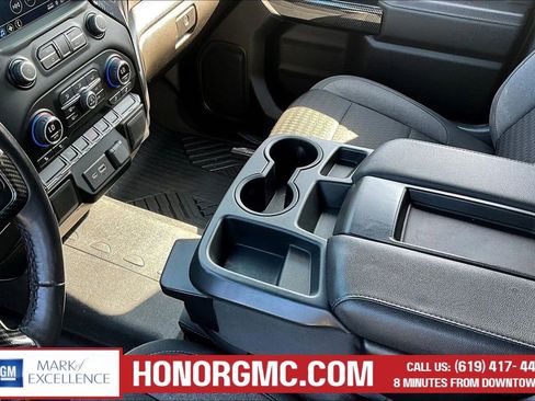 Used 2022 Chevrolet Silverado 1500 RST AWD/4WD image 18