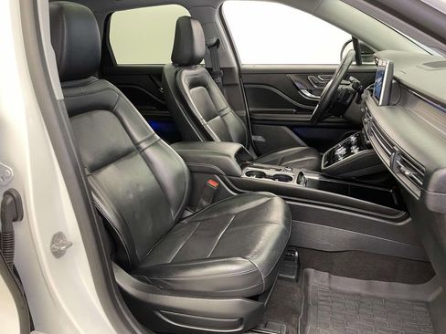 Used 2021 Lincoln Corsair AWD w/ Premium Package image 22