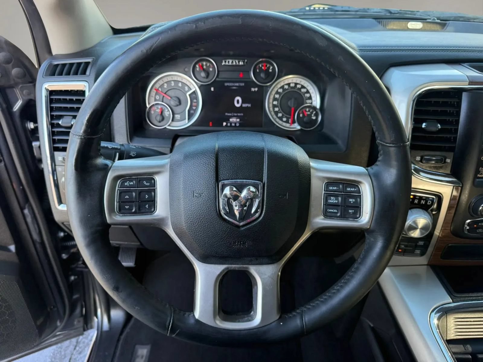 Used 2016 RAM 1500 Laramie w/ Convenience Group AWD/4WD image 19