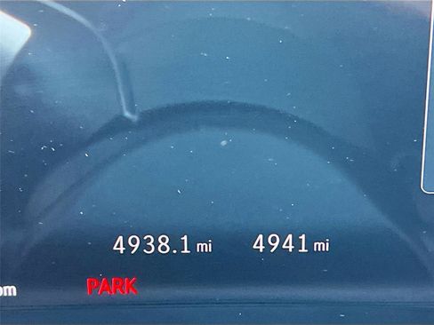 Certified 2026 Mercedes-Benz GLE 350 4MATIC image 11