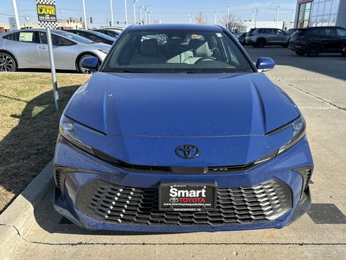 New 2026 Toyota Camry SE w/ Convenience Package image 2